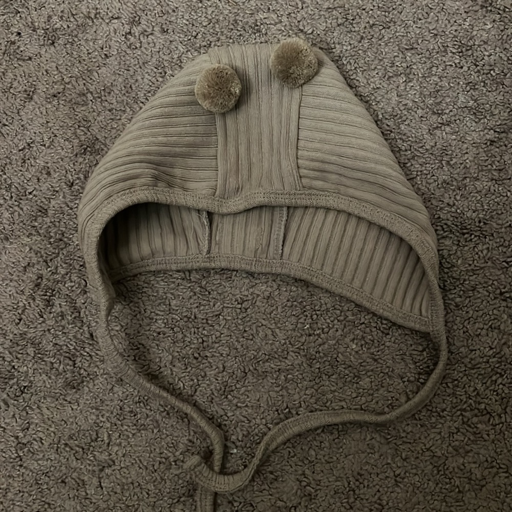 Bear Bonnet - Picture 2 of 2